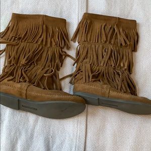 Minnetonka Fringe Boots!